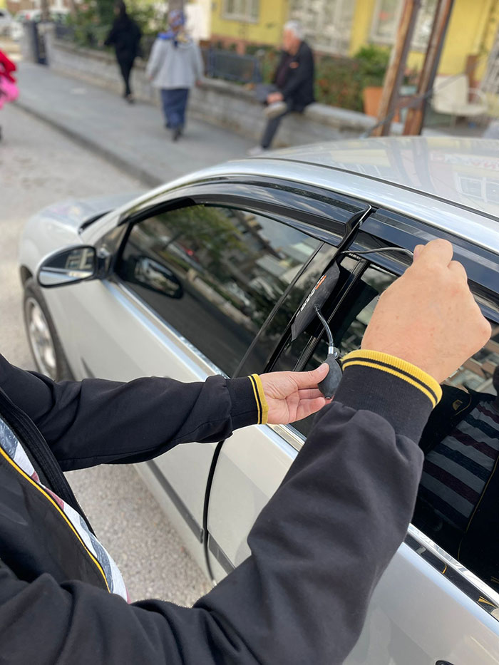 Sındırgı Oto Kilitçisi